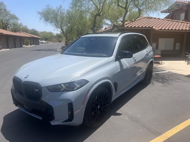 Photo of 2025 Gray BMW X5