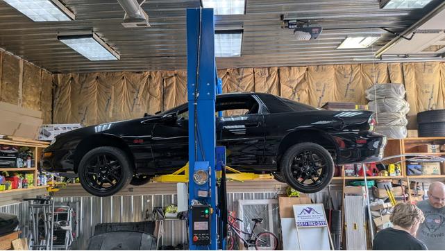 Photo of 2002 Black Chevrolet Camaro