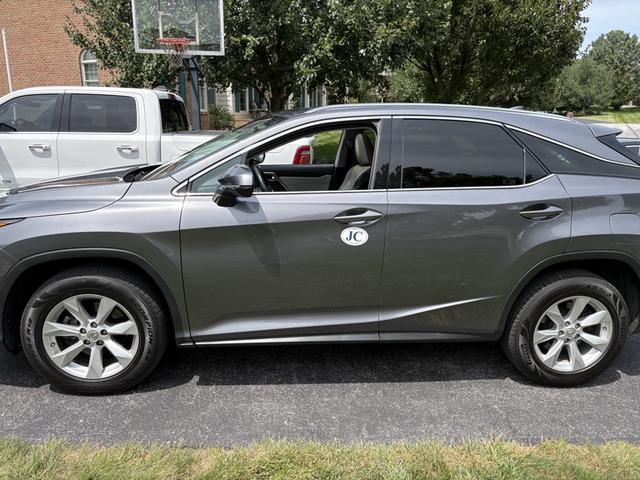 Photo of 2016 Silver Lexus RX 350