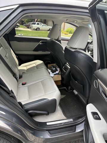 Photo of 2016 Silver Lexus RX 350