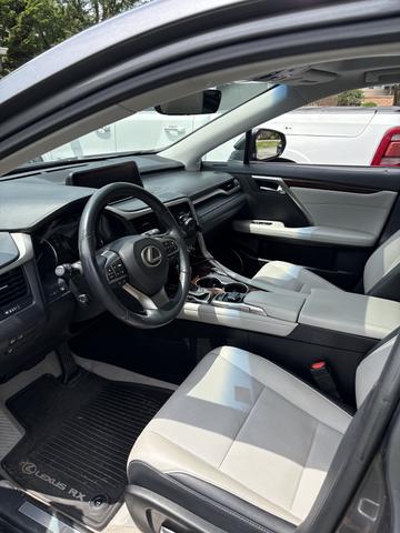 Photo of 2016 Silver Lexus RX 350