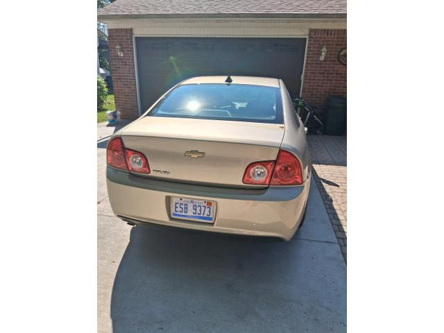 Photo of 2012 Gold Chevrolet Malibu