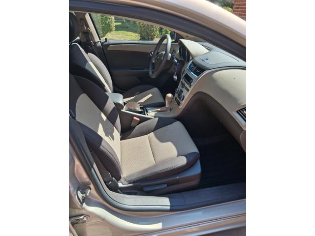 Photo of 2012 Gold Chevrolet Malibu