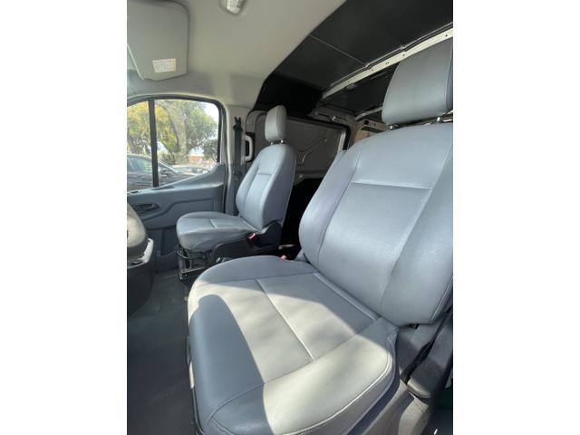 Photo of 2018 Silver Ford Transit-150