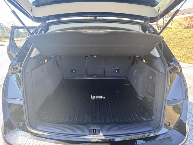 Photo of 2016 Black Audi Q5