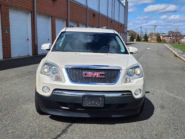 Photo of 2012 White GMC Acadia