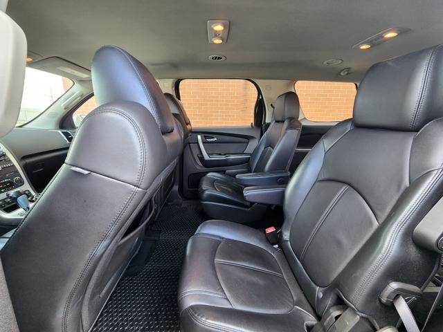 Photo of 2012 White GMC Acadia