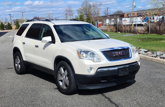 Photo of 2012 White GMC Acadia