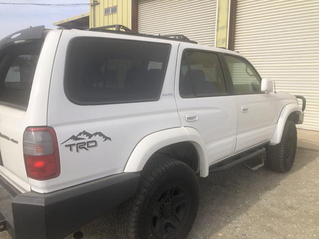 Photo of 1999 White Toyota 4Runner