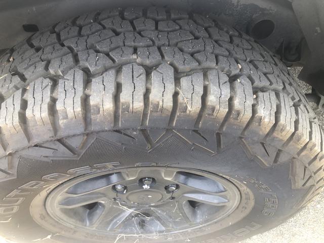 Photo of 1999 White Toyota 4Runner
