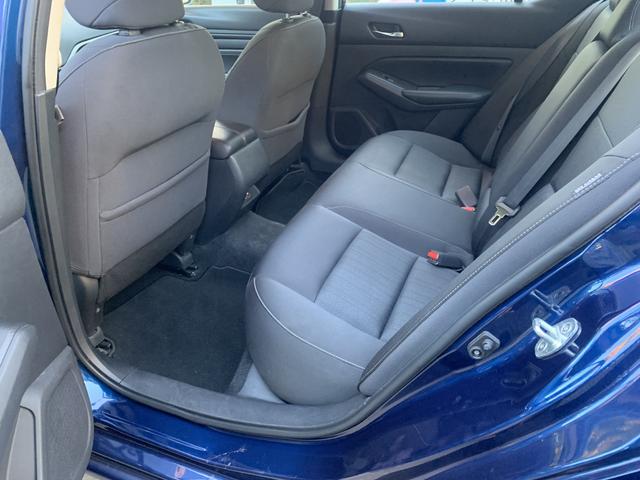 Photo of 2019 Blue Nissan Altima