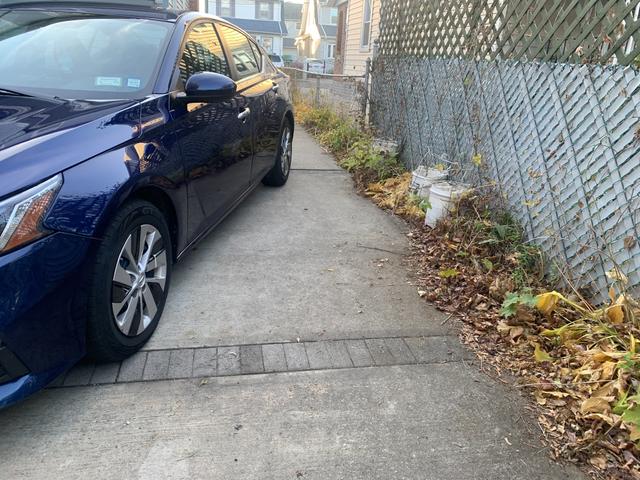 Photo of 2019 Blue Nissan Altima