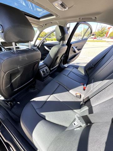 Photo of 2016 Black BMW 320
