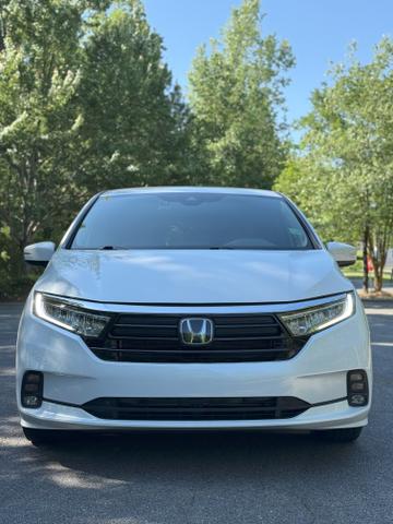 Photo of 2022 White Honda Odyssey