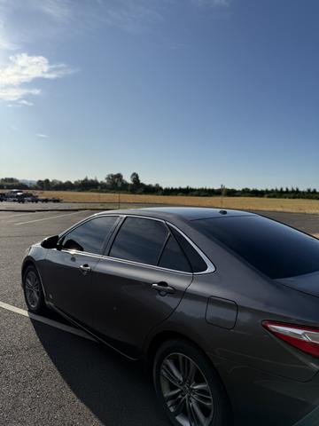 Photo of 2016 Gray Toyota Camry