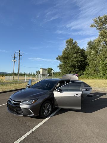 Photo of 2016 Gray Toyota Camry
