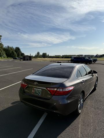Photo of 2016 Gray Toyota Camry