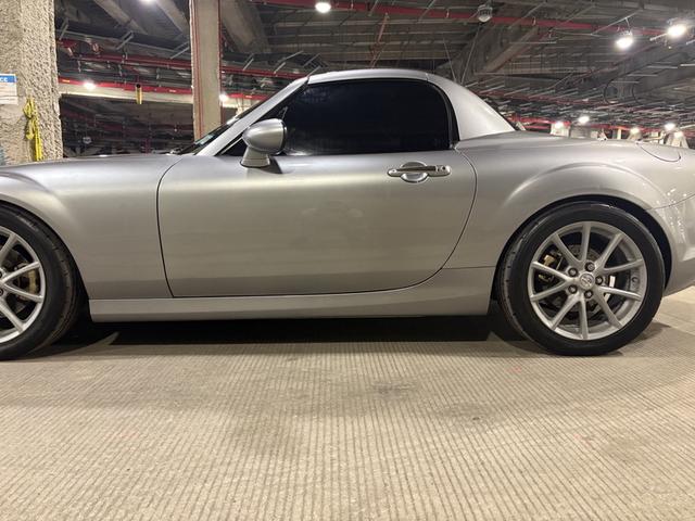 Photo of 2010 Silver Mazda MX-5 Miata