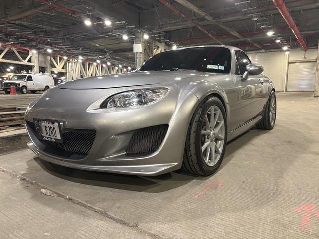 Photo of 2010 Silver Mazda MX-5 Miata