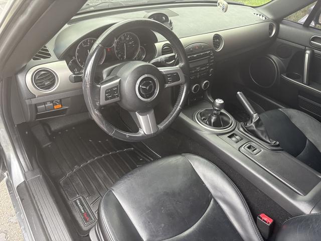 Photo of 2010 Silver Mazda MX-5 Miata