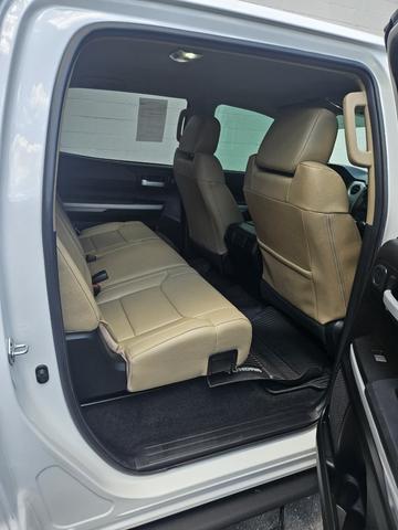 Photo of 2021 White Toyota Tundra