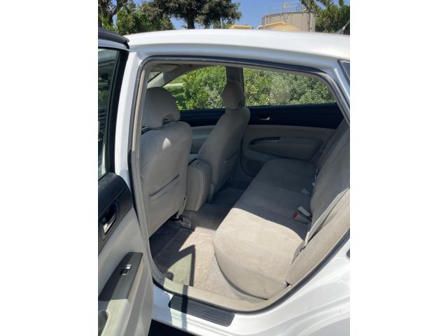 Photo of 2007 White Toyota Prius