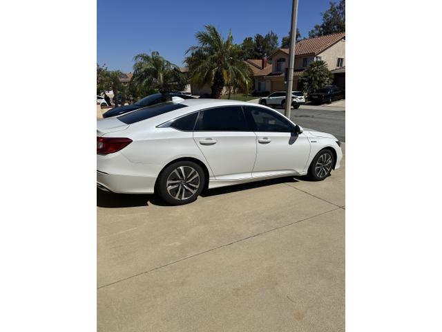 Photo of 2021 White Honda Accord Hybrid