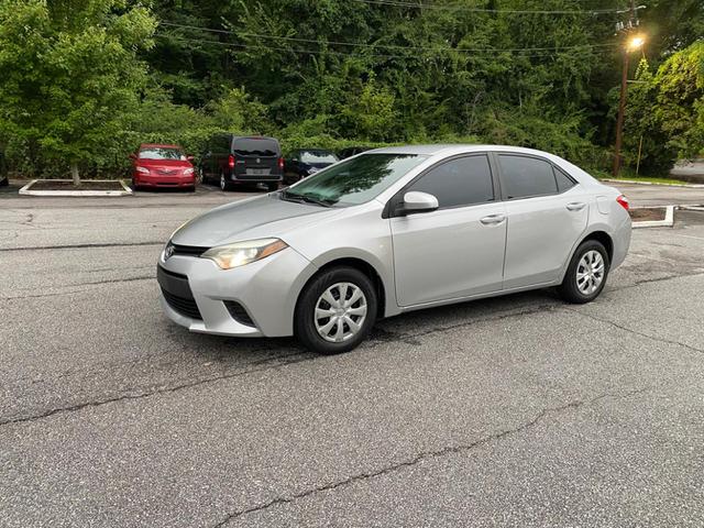 Photo of 2015 Silver Toyota Corolla