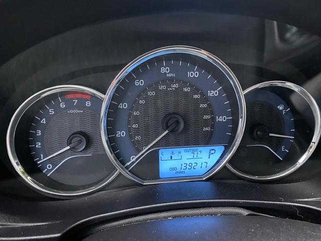Photo of 2015 Silver Toyota Corolla