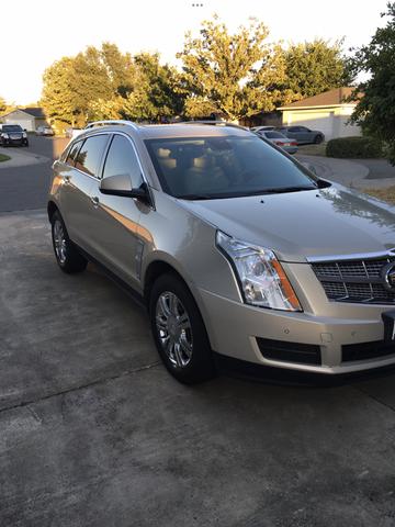 Photo of 2011 Beige Cadillac SRX