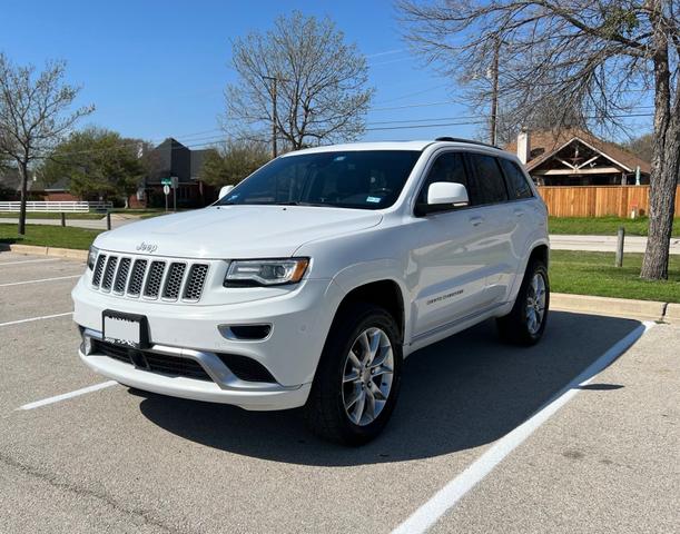 Photo of 2016 White Jeep Grand Cherokee