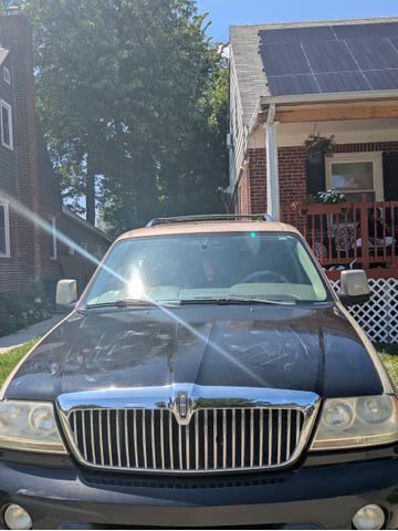 Photo of 2004 Gold Lincoln Aviator