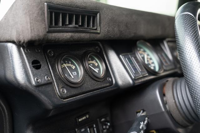 Photo of 1996 Black Am General Hummer