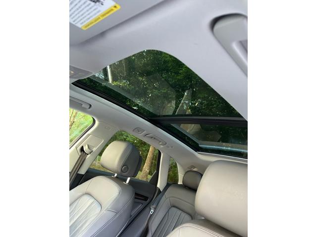 Photo of 2018 White Audi Q5