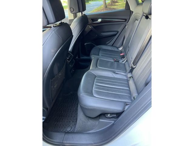 Photo of 2018 White Audi Q5