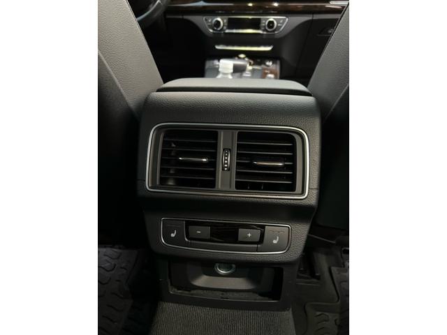 Photo of 2018 White Audi Q5