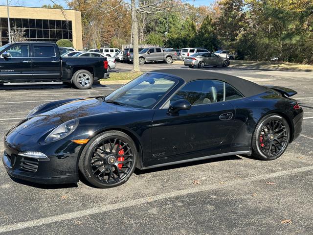 Photo of 2015 Black Porsche 911