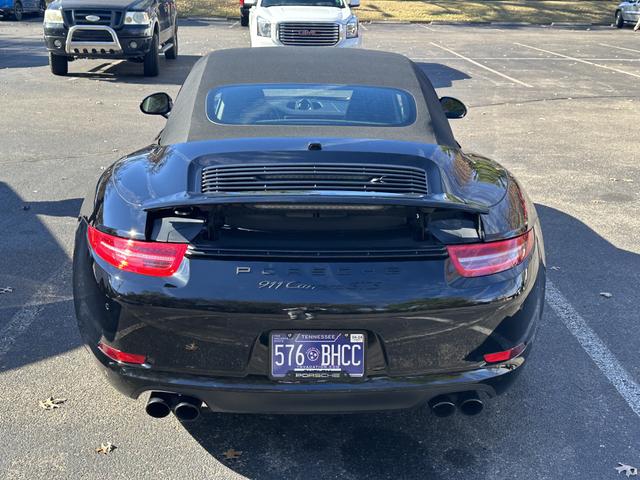 Photo of 2015 Black Porsche 911