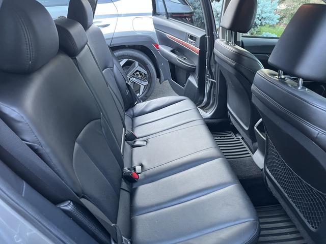 Photo of 2011 Silver Subaru Outback