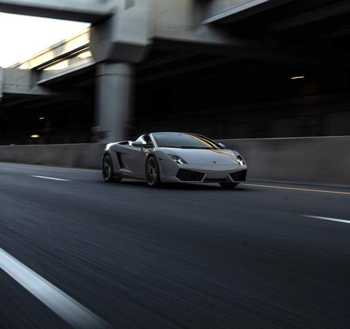 Photo of 2013 White Lamborghini Gallardo