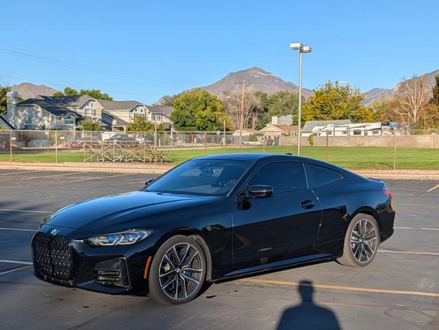 Photo of 2021 Black BMW M440