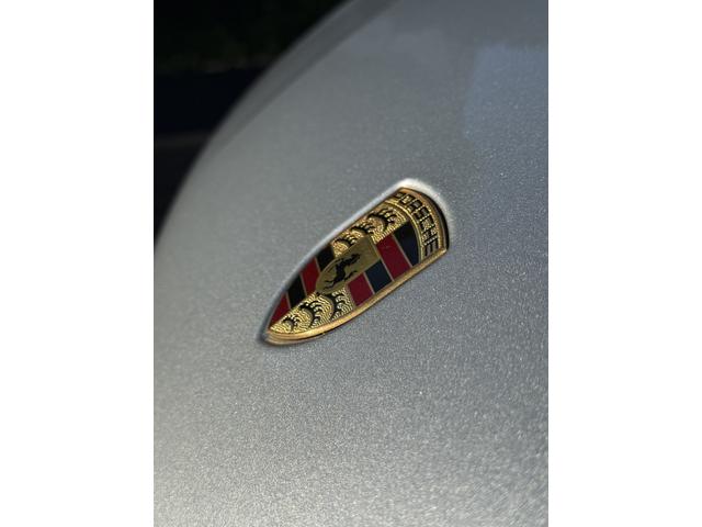 Photo of 2018 Silver Porsche Macan