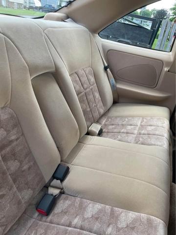 Photo of 1997 Green Ford Thunderbird