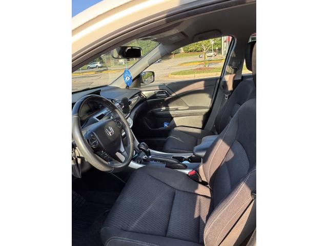Photo of 2015 White Honda Accord