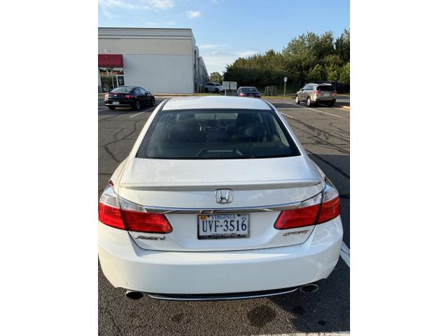 Photo of 2015 White Honda Accord