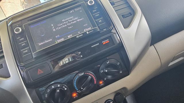 Photo of 2014 Black Toyota Tacoma