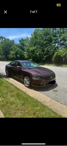 Photo of 2014 Red Nissan Maxima
