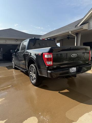 Photo of 2021 Black Ford F-150