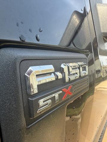 Photo of 2021 Black Ford F-150