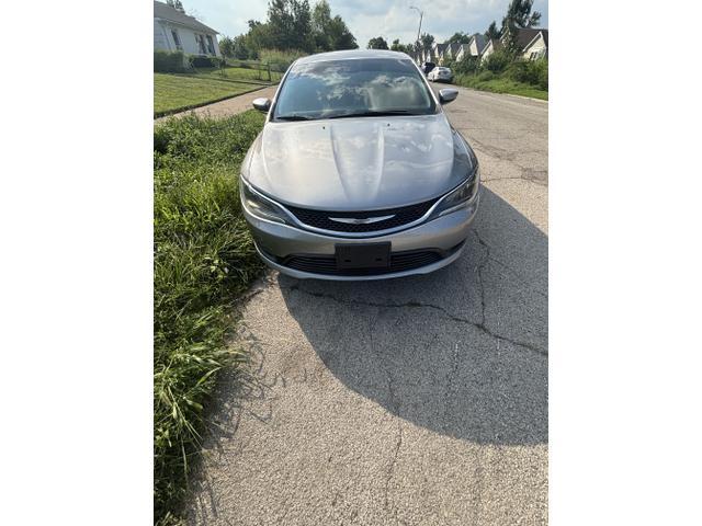 Photo of 2016 Silver Chrysler 200